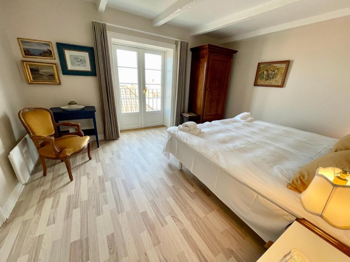 Jantzens Hotel Gudhjem Ngoại thất bức ảnh